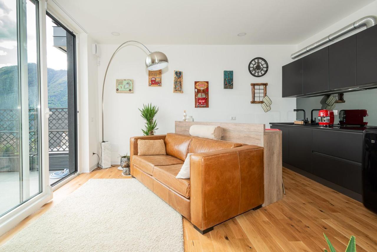 Appartamento Dany Con Vista Lago By Holiday Solutions Nesso Exterior photo
